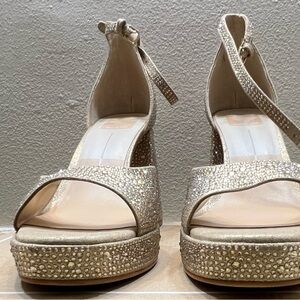 Dolce Vita Sparkling Silver Platform Heels - smoke & pet free home